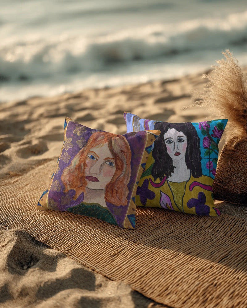 Decorative Pillow - Blue Eyes