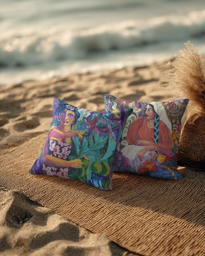 Decorative Pillow - Mujer de la Selva